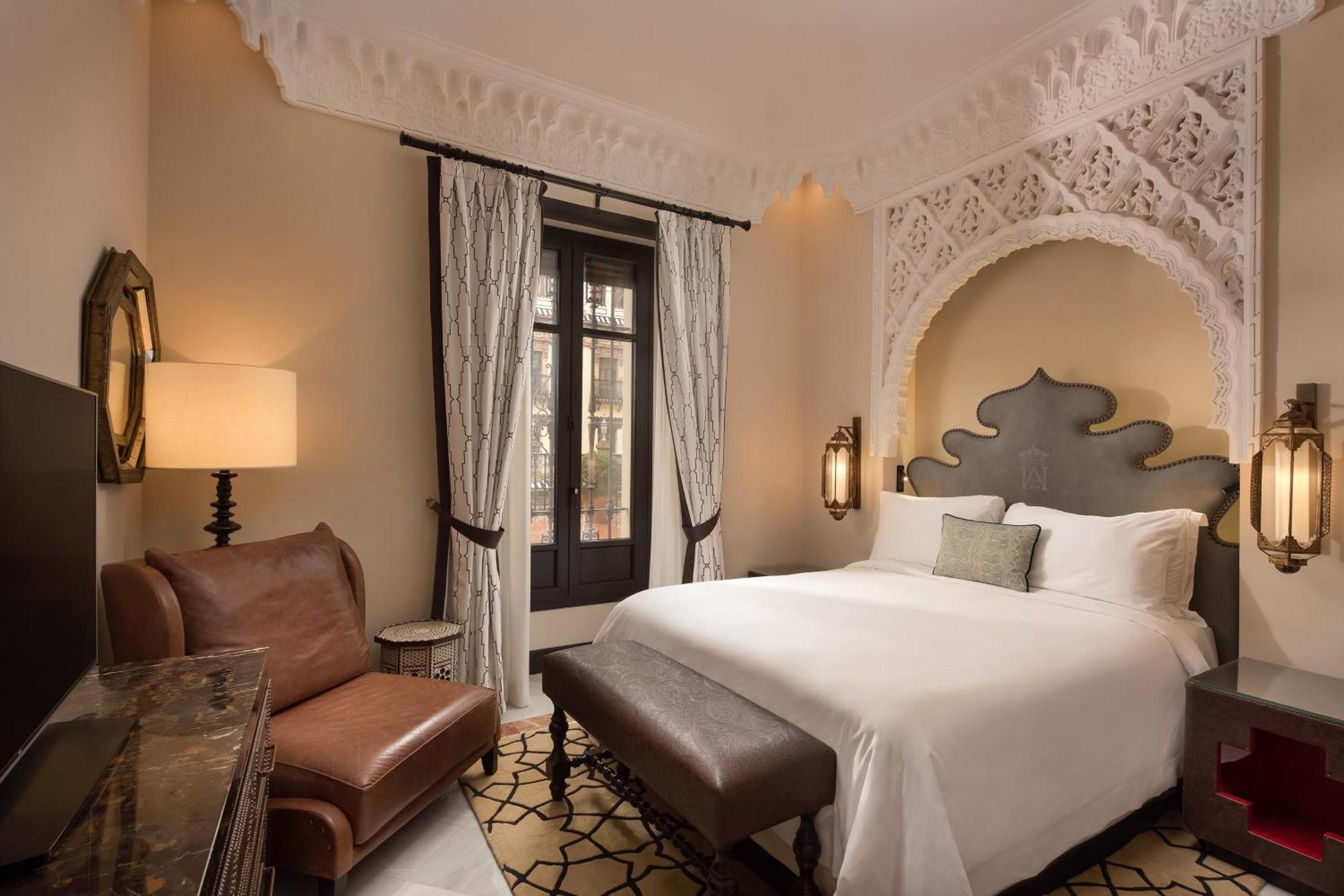 Hotel Alfonso Xiii, A Luxury Collection Hotel, Seville Exterior photo Deluxe Room